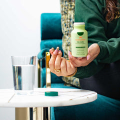 Semaine Daily Hormone Balance pills demonstrate discreet, convenient hormone support for daily wellbeing