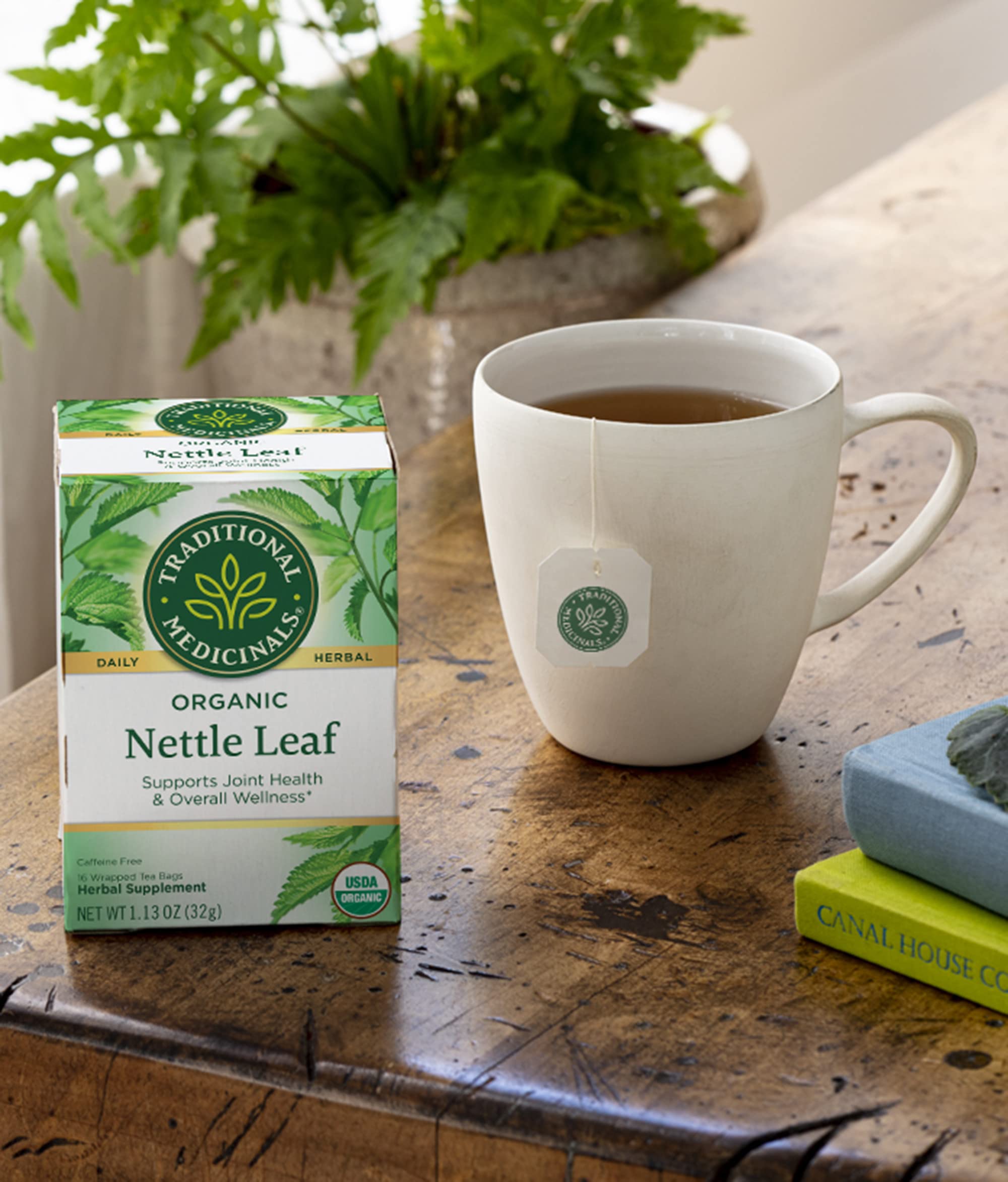 Shelf-ready display of nettle leaf tea