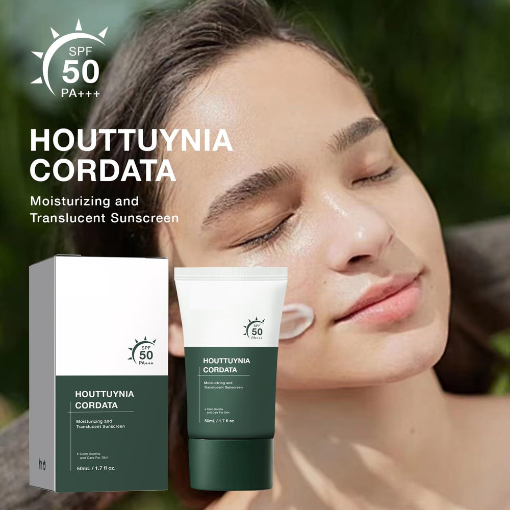 Silky Moisture Sunscreen SPF 50+ PA++++ delivers broad protection.