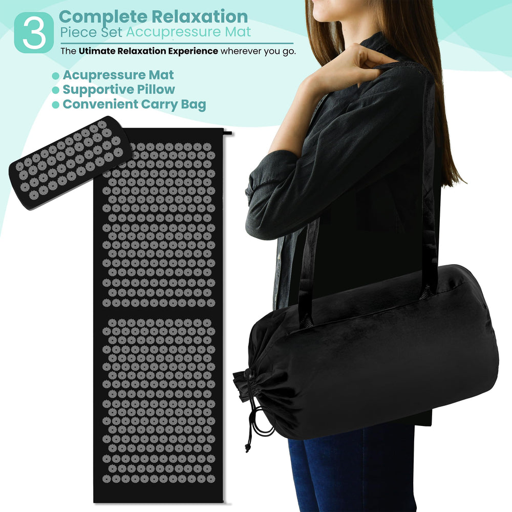 Carrying bag with shoulder strap for the mat and pillow