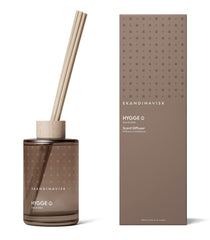 Skandinavisk Hygge scent diffuser bottle with eight reeds
