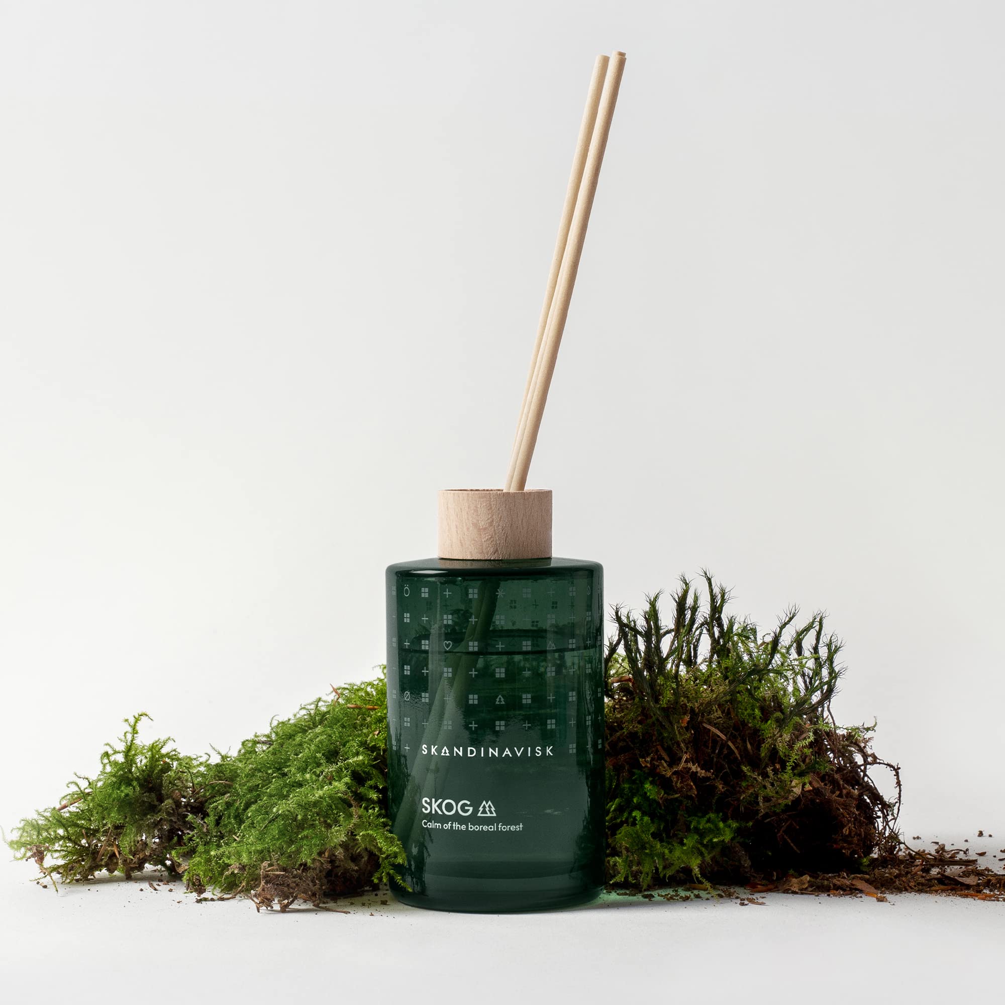 Fragrance notes: pine needles and fir cones