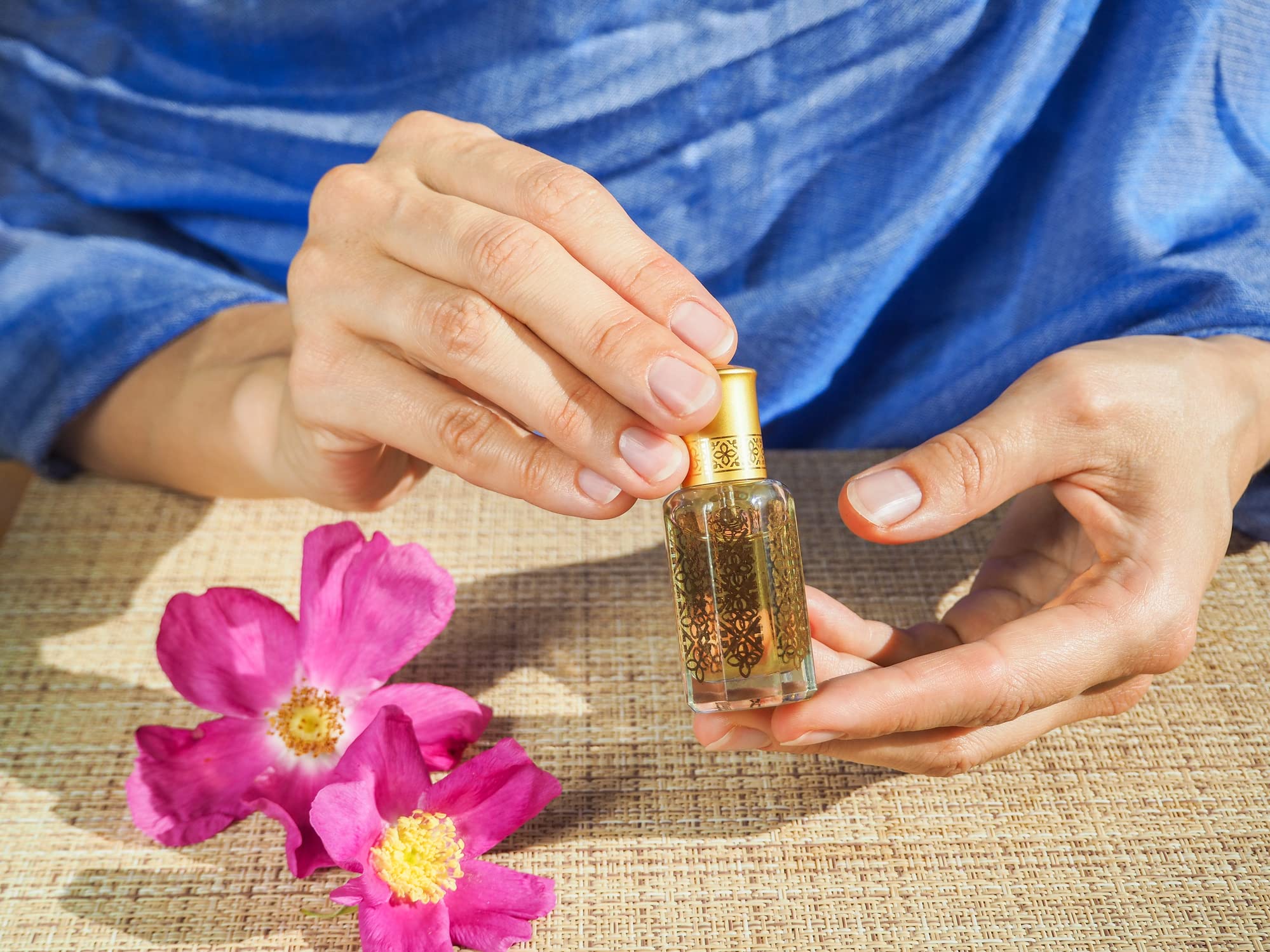 Skin-friendly Egyptian Musk perfume oil with silky texture