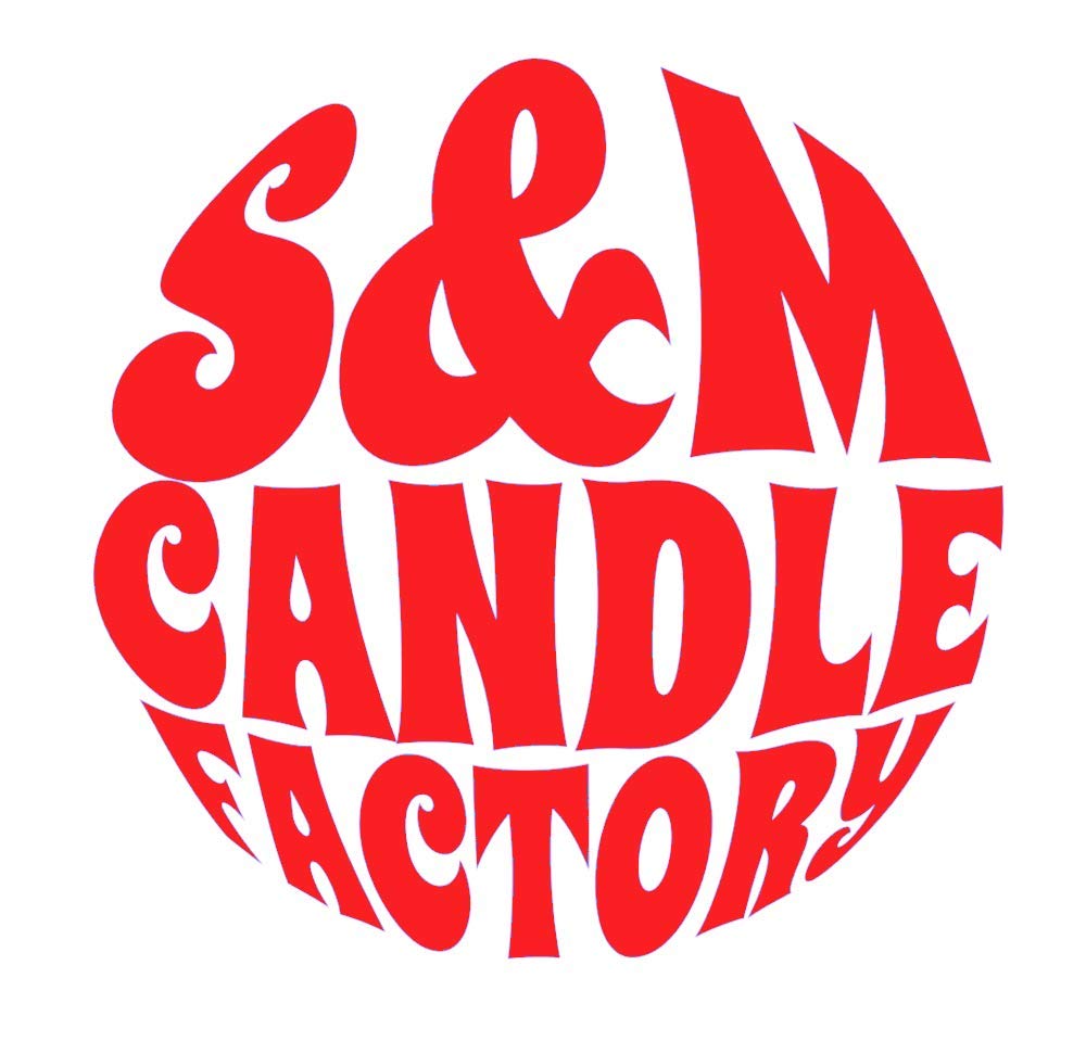 S&M Candle Factory chocolate chip cookies lit jar for long-lasting burn and comforting dessert scent.