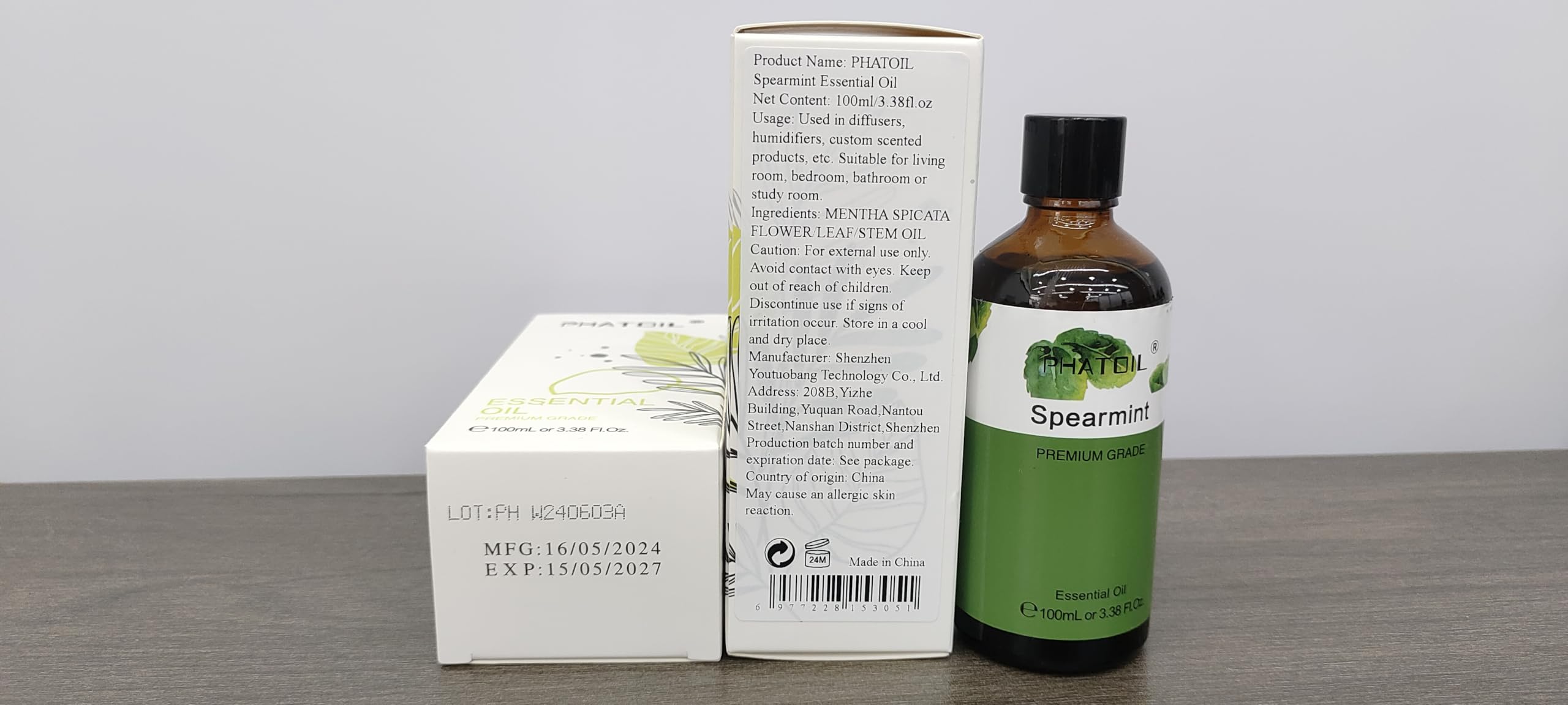 Spearmint essential oil gift set with packaging