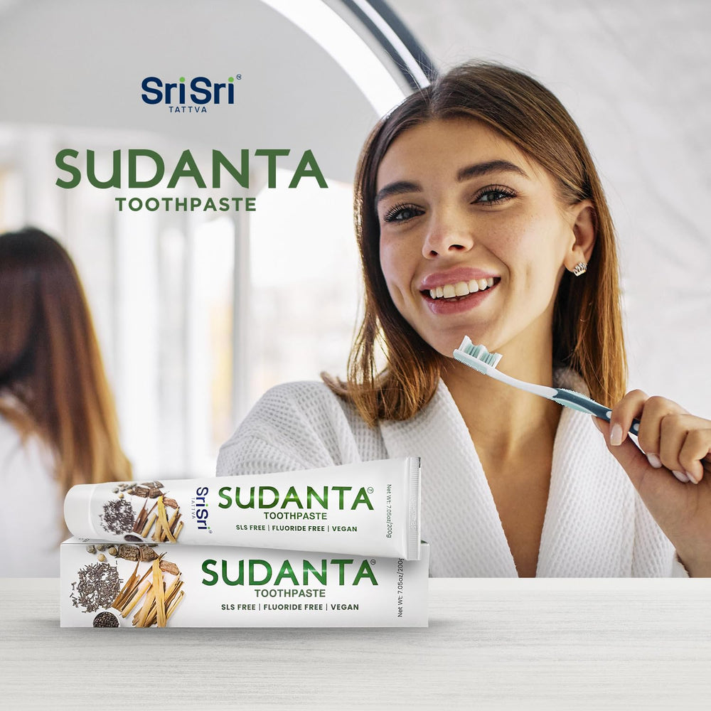 SLS-free and fluoride-free branding on Sudanta toothpaste