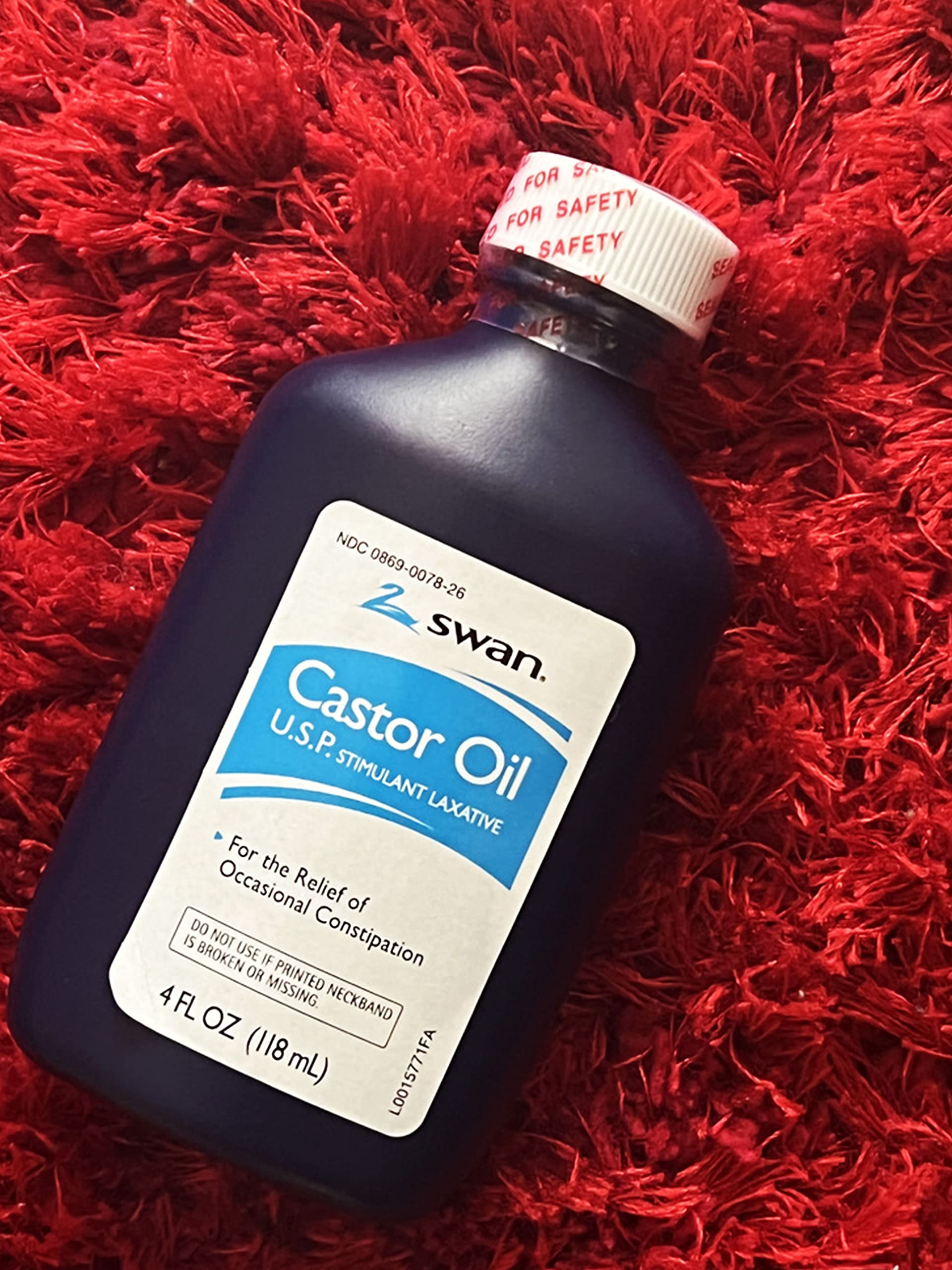 Swan Castor Oil USP jar with measured exterior dimensions for compact packing