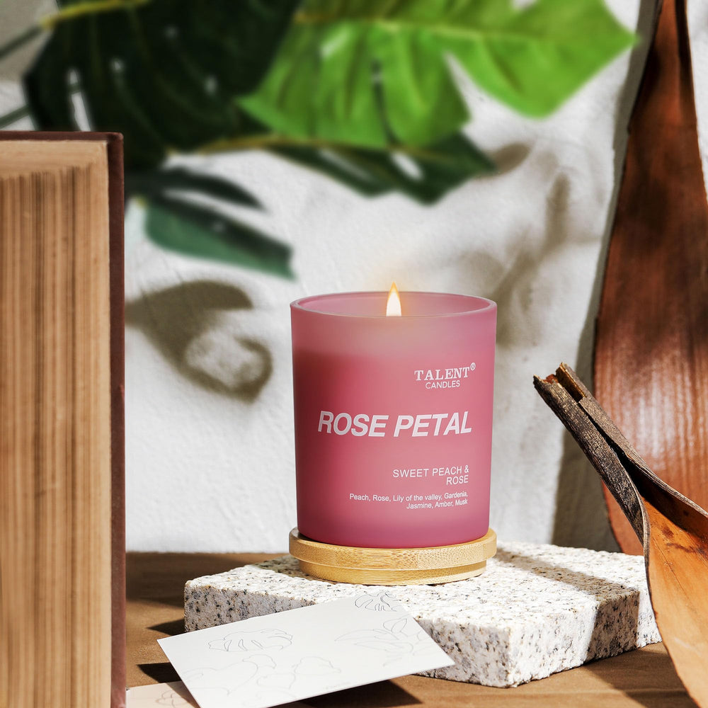 Talent Candles Sweet Peach Rose lid closeup with bamboo cover preserves scent.