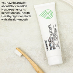 Whitening and fresh breath lifestyle shot