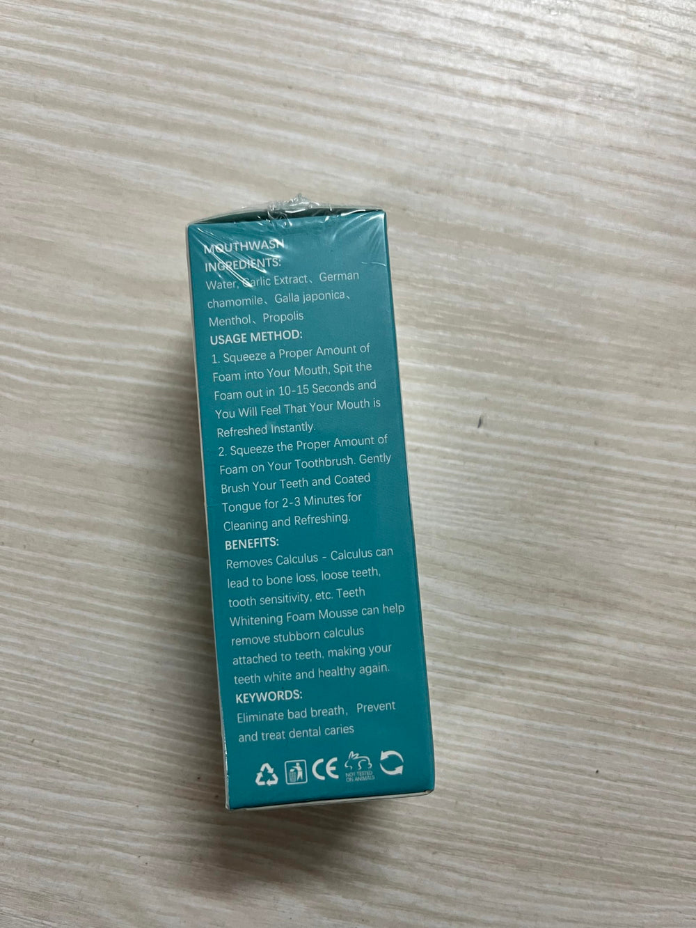 Coverage of foam across teeth for cleaning and stain removal