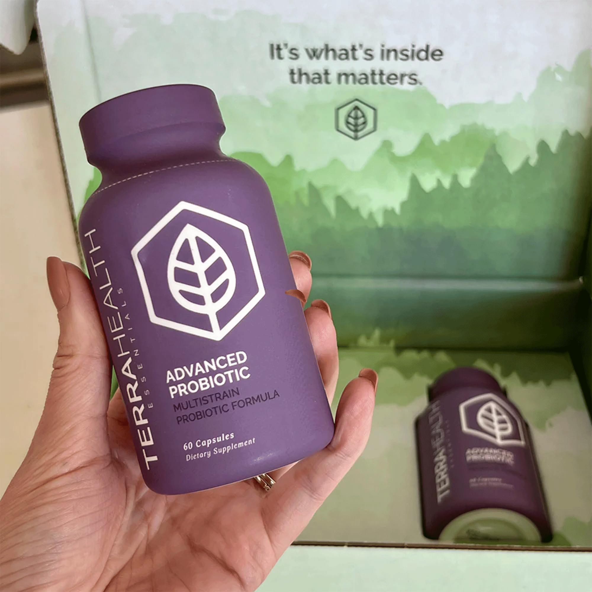 Product packaging displaying 60 capsules and 30-day supply
