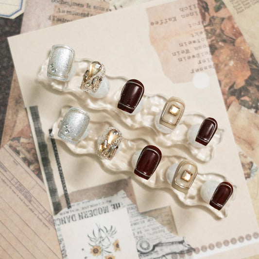 Tesytto nails with 3D line-art geometric design for chic salon-inspired style
