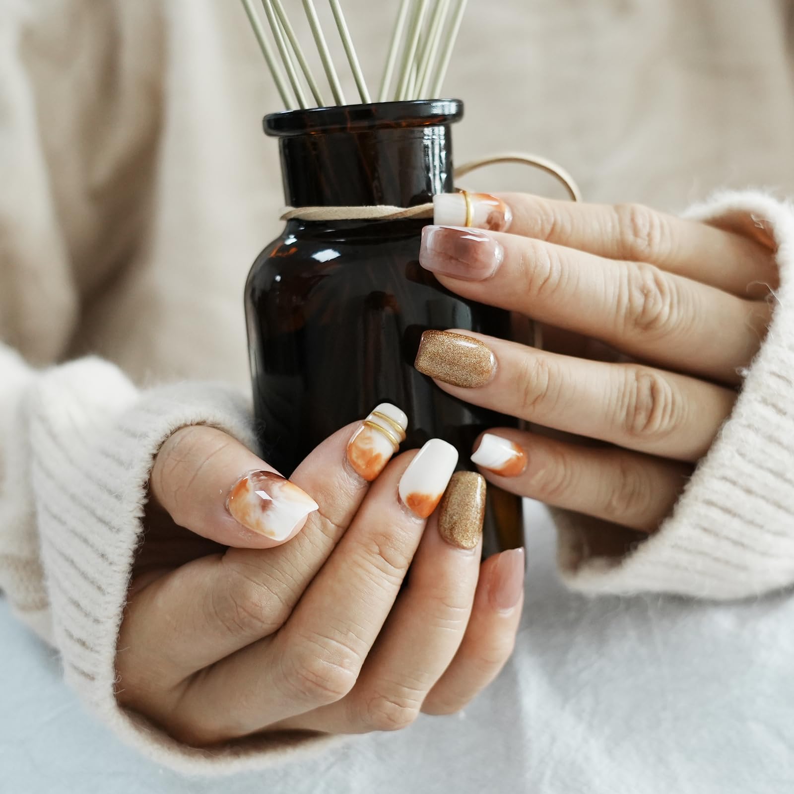 Tesytto artisan handmade nails with reusable high-gloss layering for eco-friendly style
