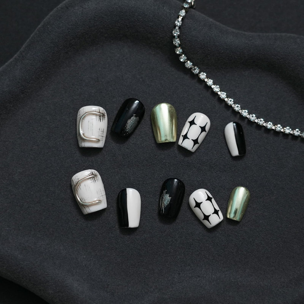 Tesytto 3D design nails with a metallic glitter finish for bold style