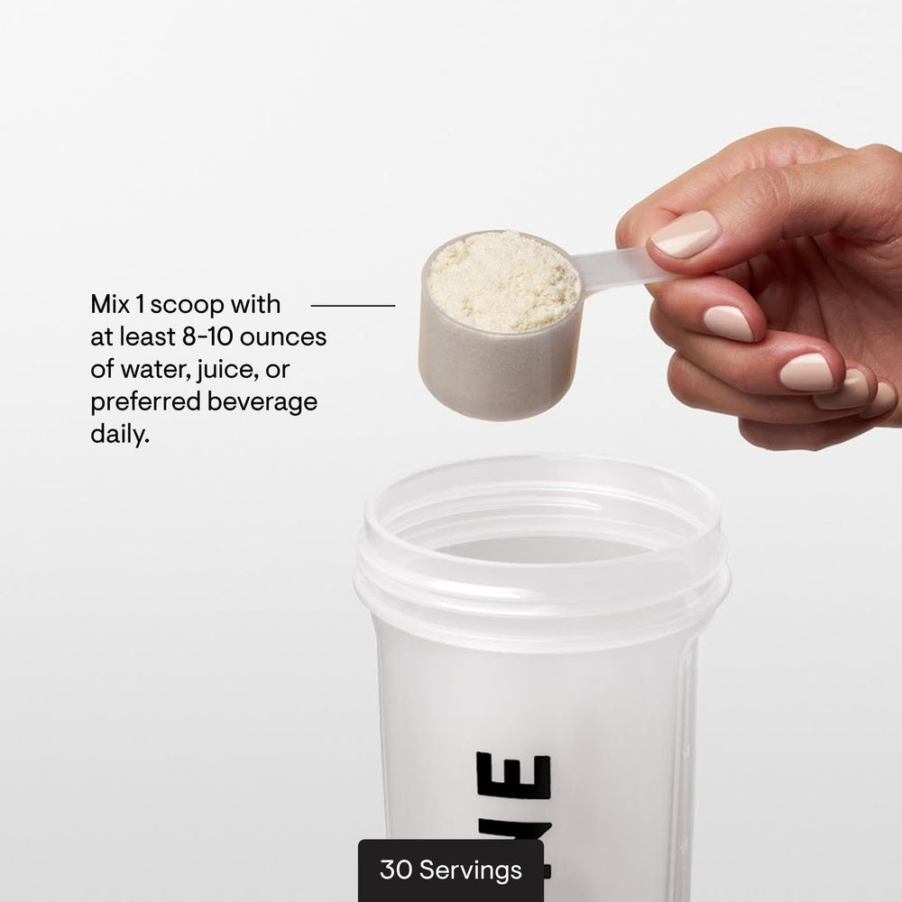 THORNE FiberMend in water demonstrates easy hydration and mixability