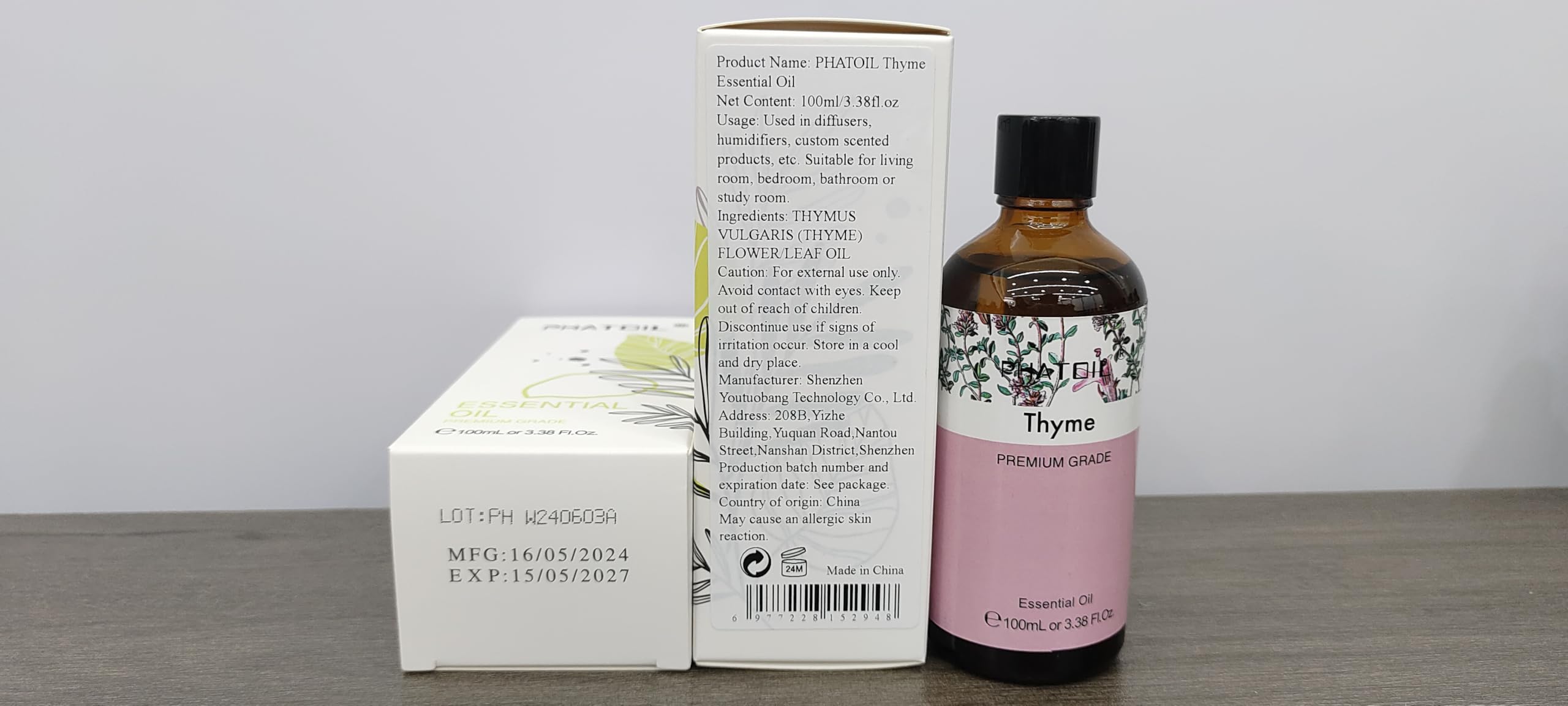 Amber glass bottle packaging for thyme essential oil