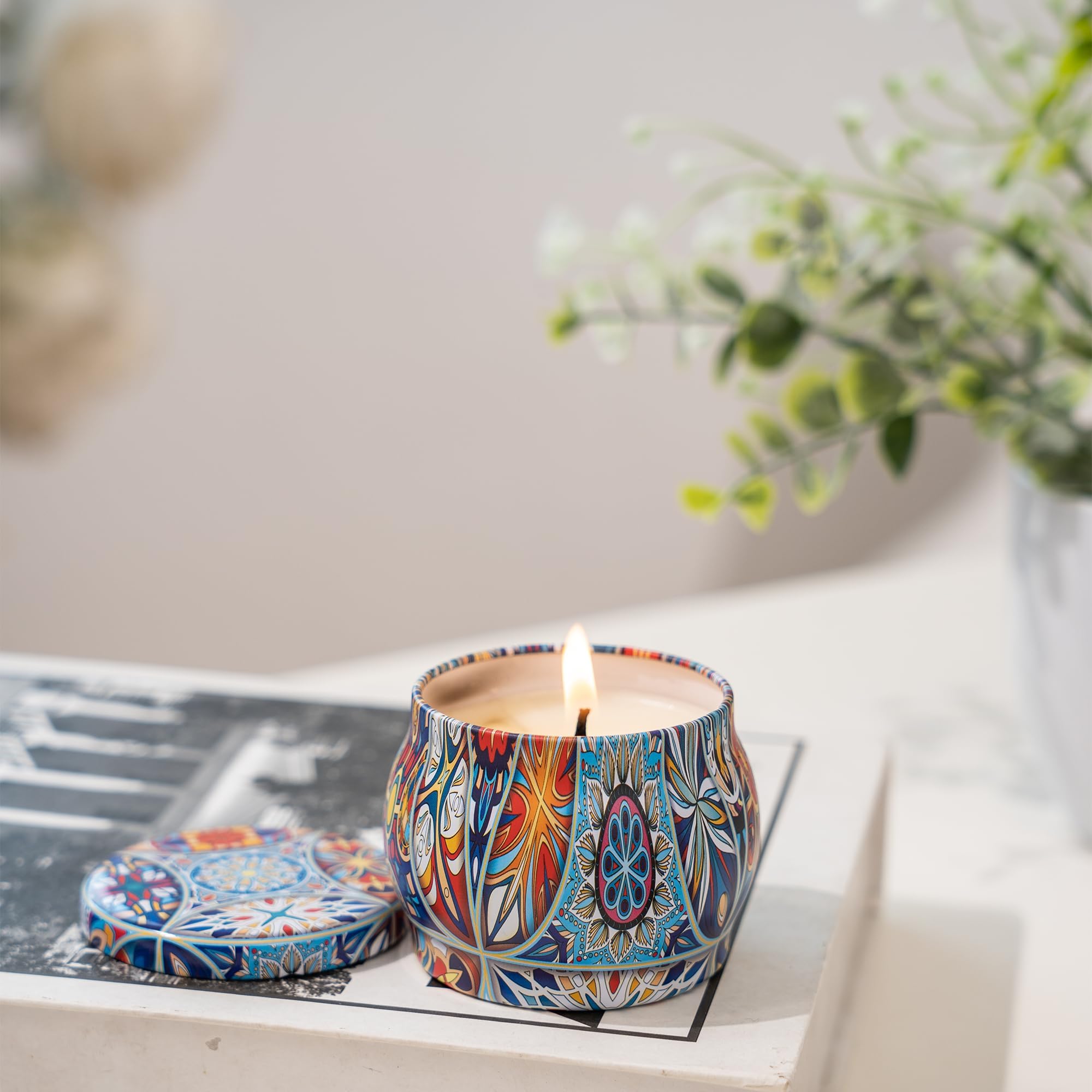 Topadorn gift box exterior detail highlights retro chic design ideal for gifting