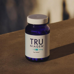 Close-up of TRU NIAGEN label emphasizing NR technology and safety