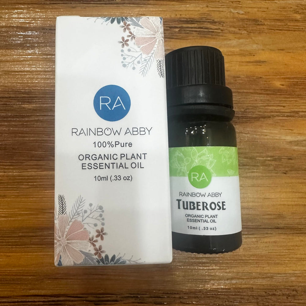 Organic tuberose essential oil packaging