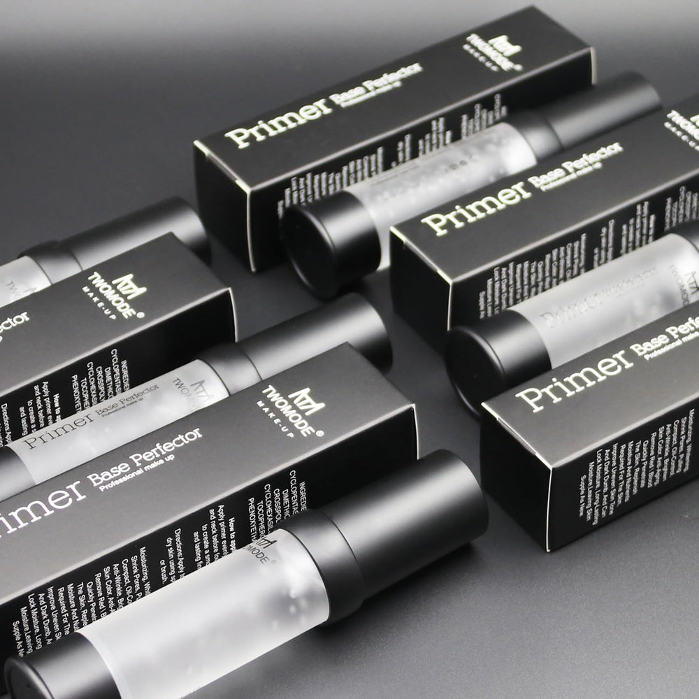 TWOMODE primer travel-friendly 20ml size for on-the-go touch-ups