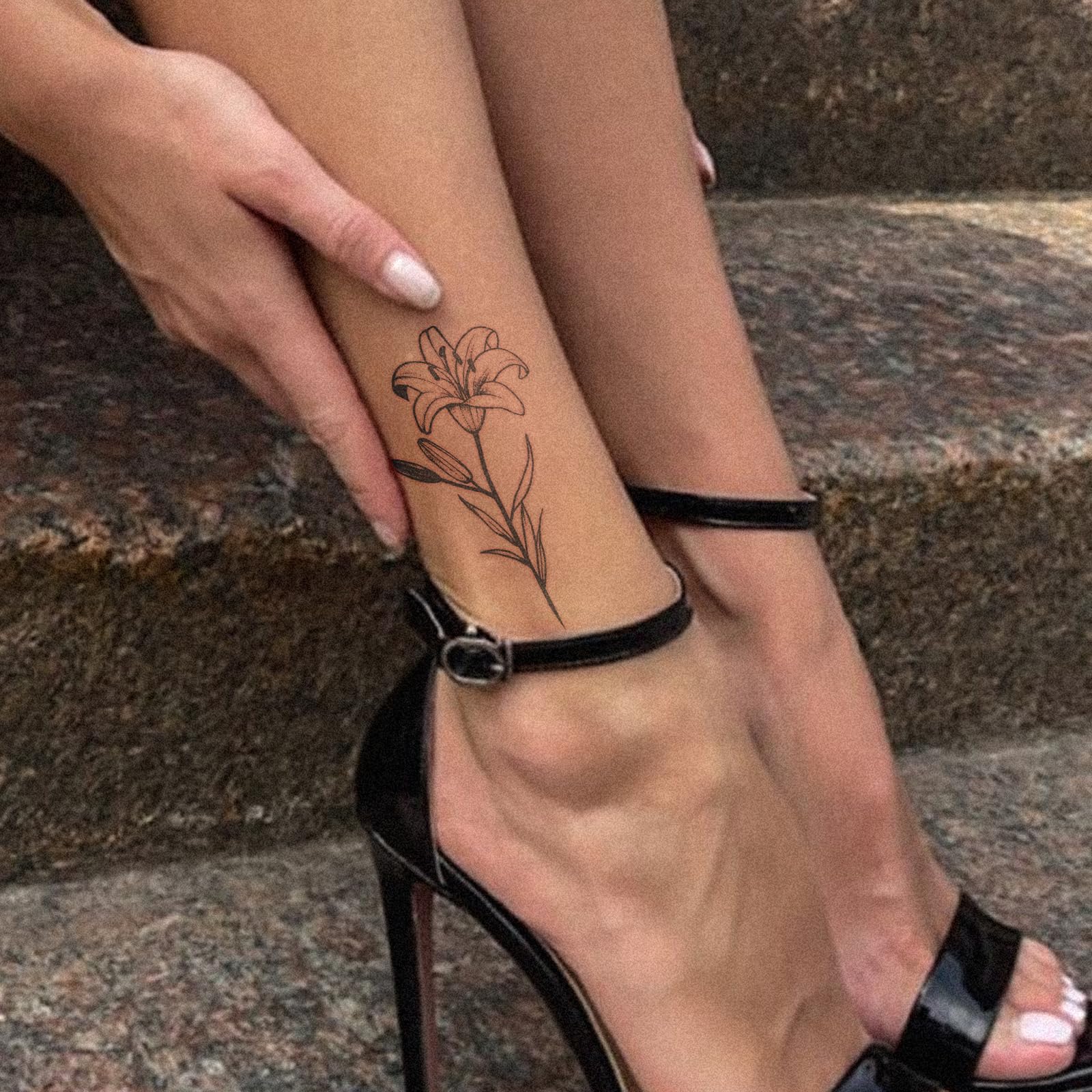 UBICA Tattoo Tech Lily Flower Bud design adds a hint of renewal to any look.