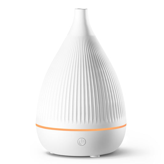 White ultrasonic essential oil diffuser with auto shut-off