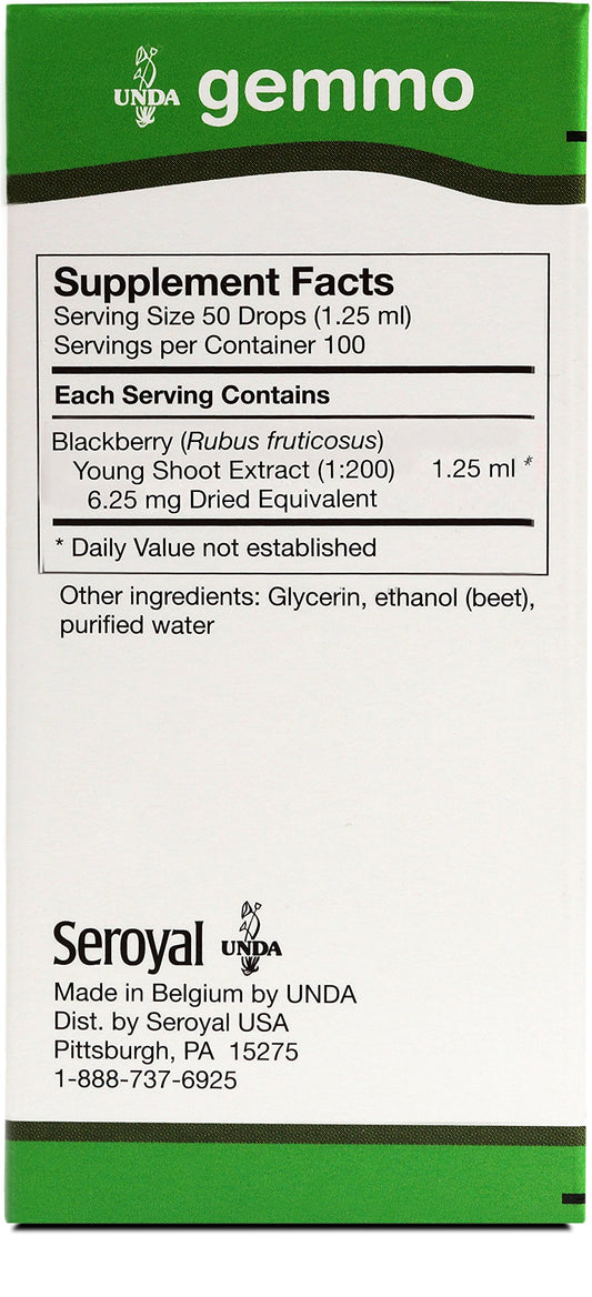 Close-up of UNDA Gemmo Therapy bottle showing label and dropper