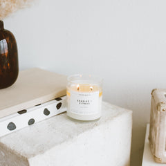 Vegan, cruelty-free, paraffin-free Sea Mist & Freesia candle label
