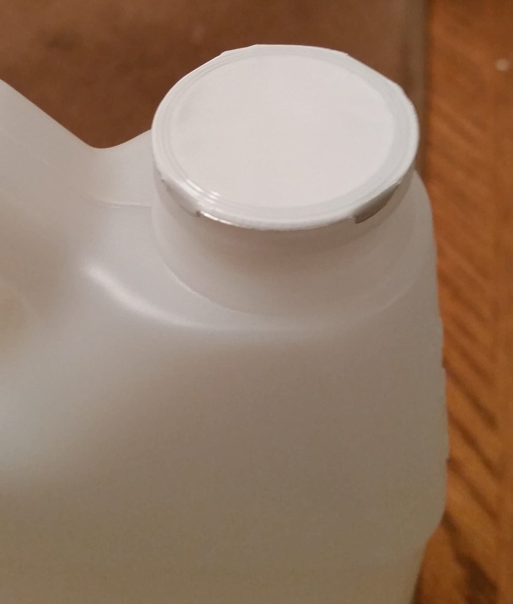 Bulk 1 gallon Verdana MCT Oil packaging and bottle