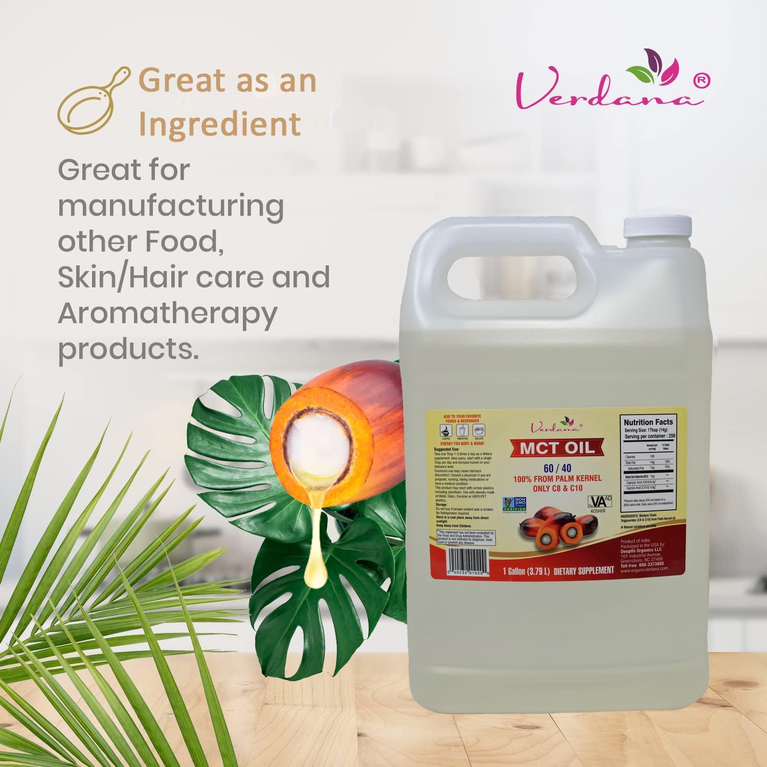 Verdana MCT Oil being poured into a smoothie