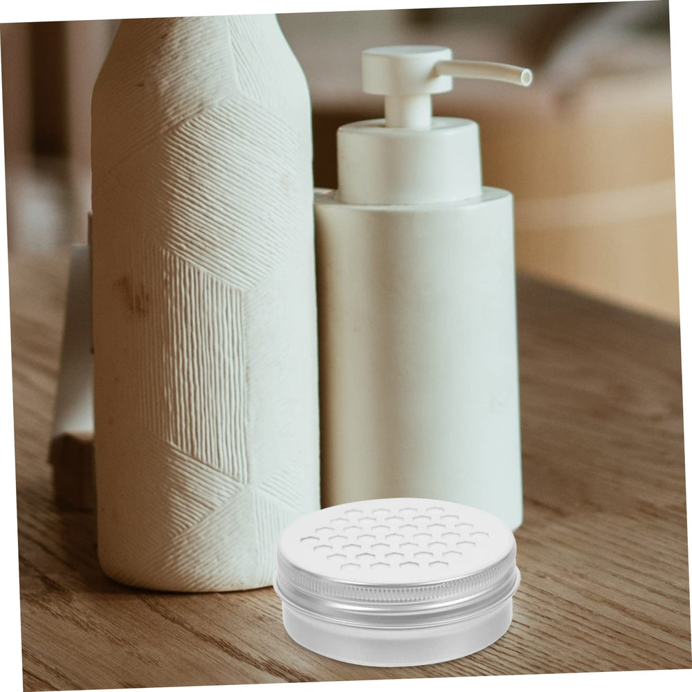 VILLCASE home, office, and car scent diffuser—compact storage and easy access.