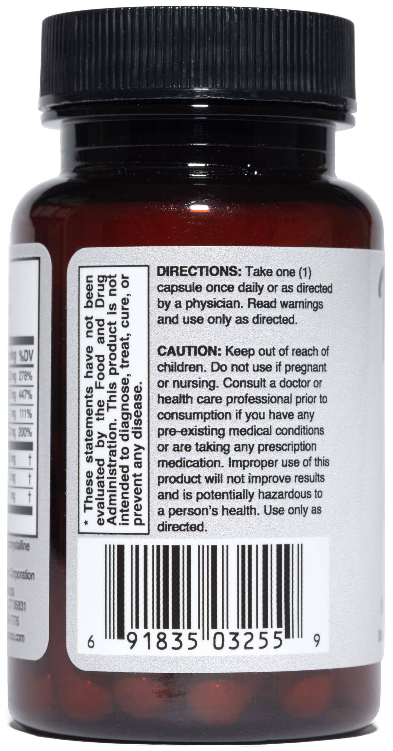 Visigard label close-up highlighting five natural ingredients for daily eye support.