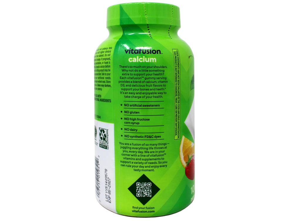 Nutrition facts showing 1000 IU vitamin D per two gummies