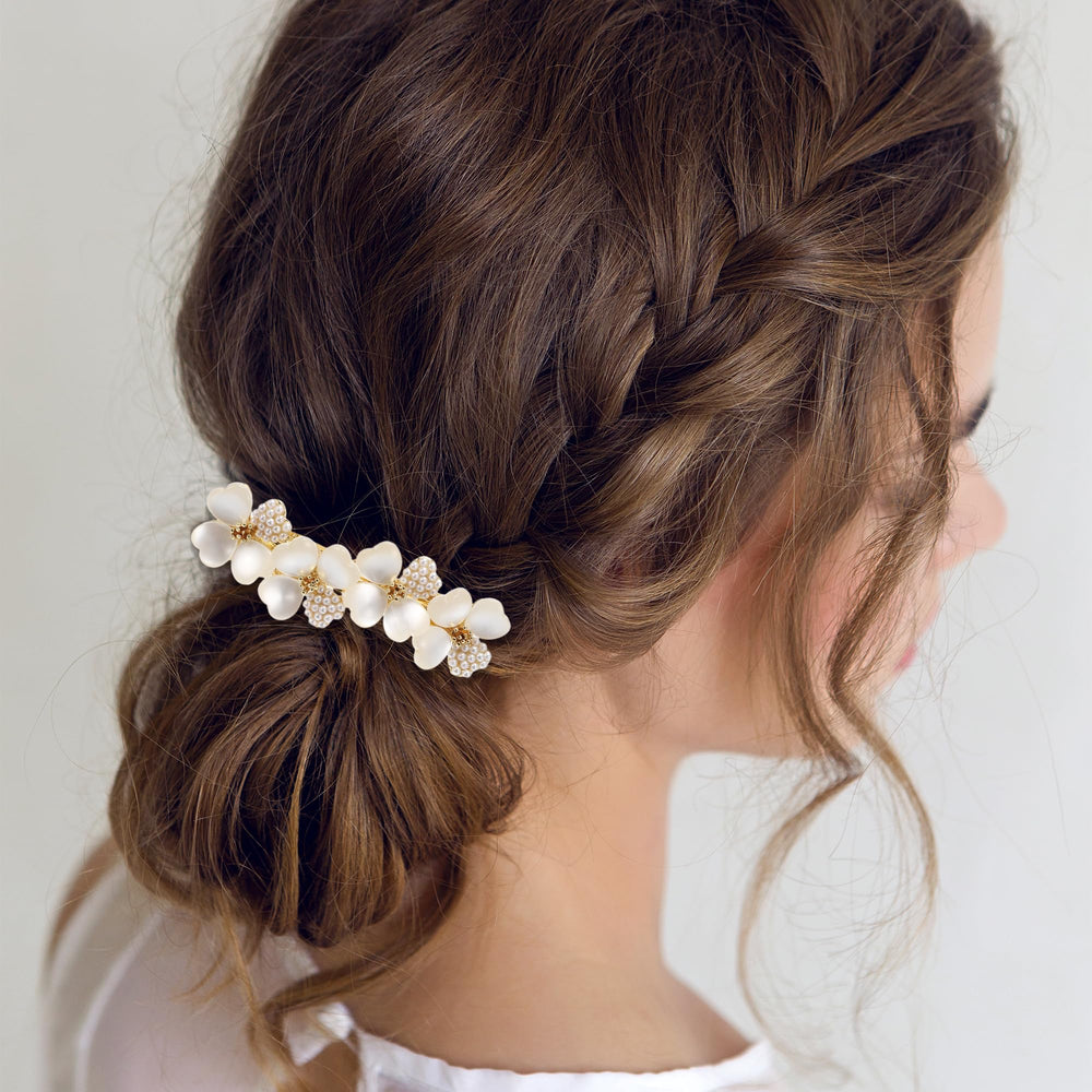 VOCOSTE vintage rhinestone hair barrette flower-front shines for elegant updos and special occasions.