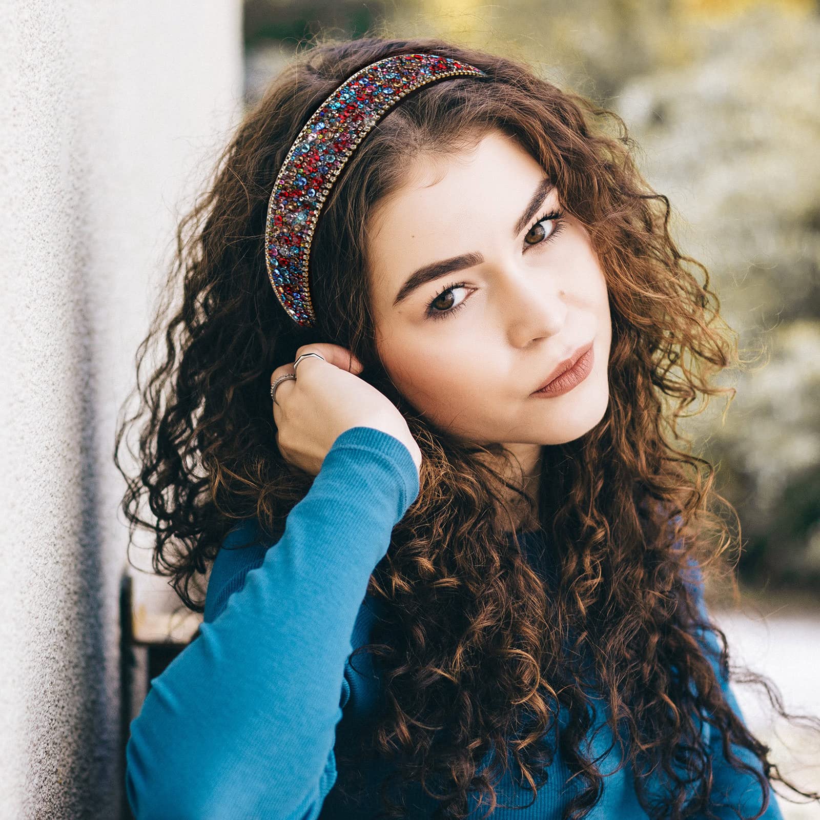 Wecoe rhinestone headband measures about 5.1 inches, suitable for various hairstyles.