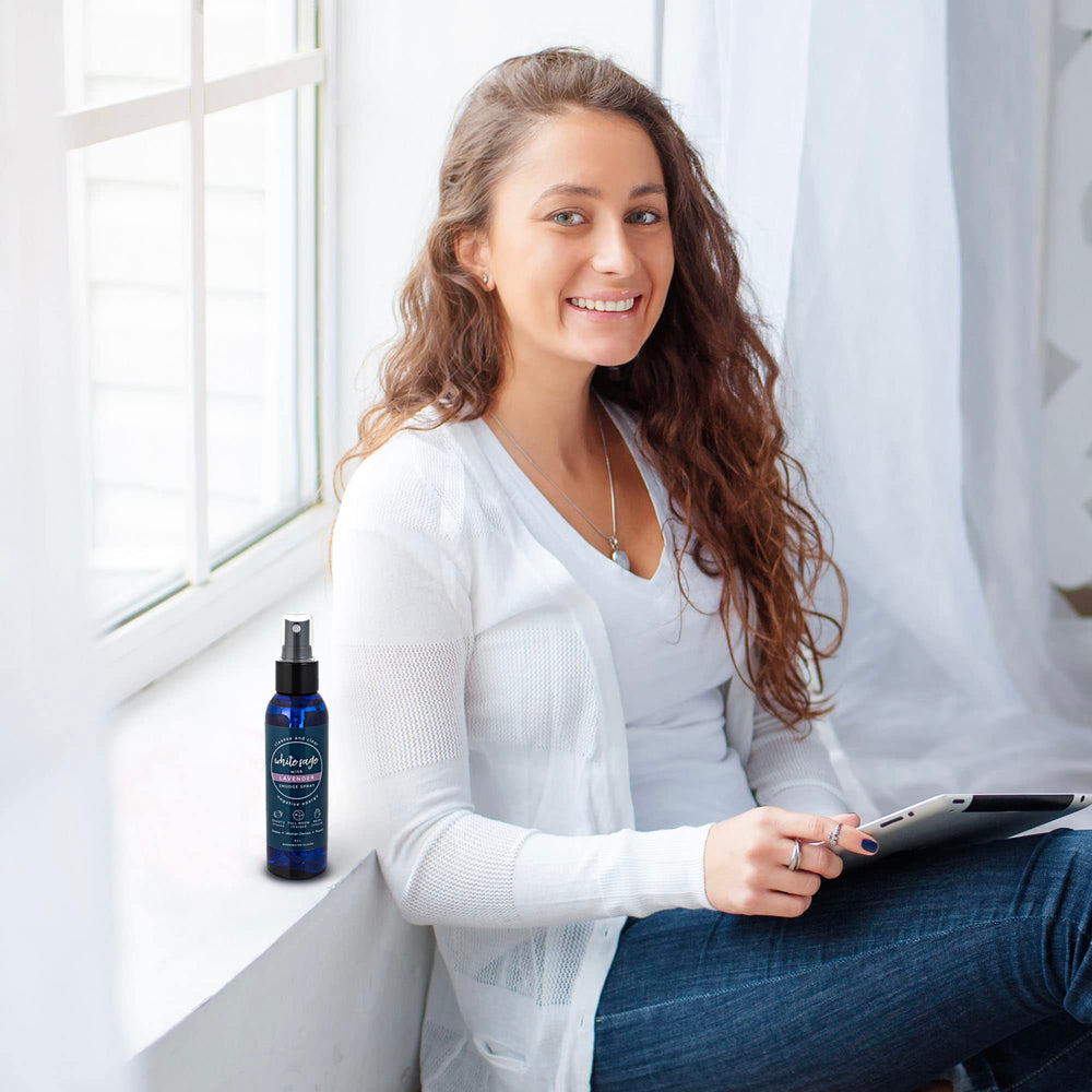 Aromatherapy room mist with white sage and lavender scent