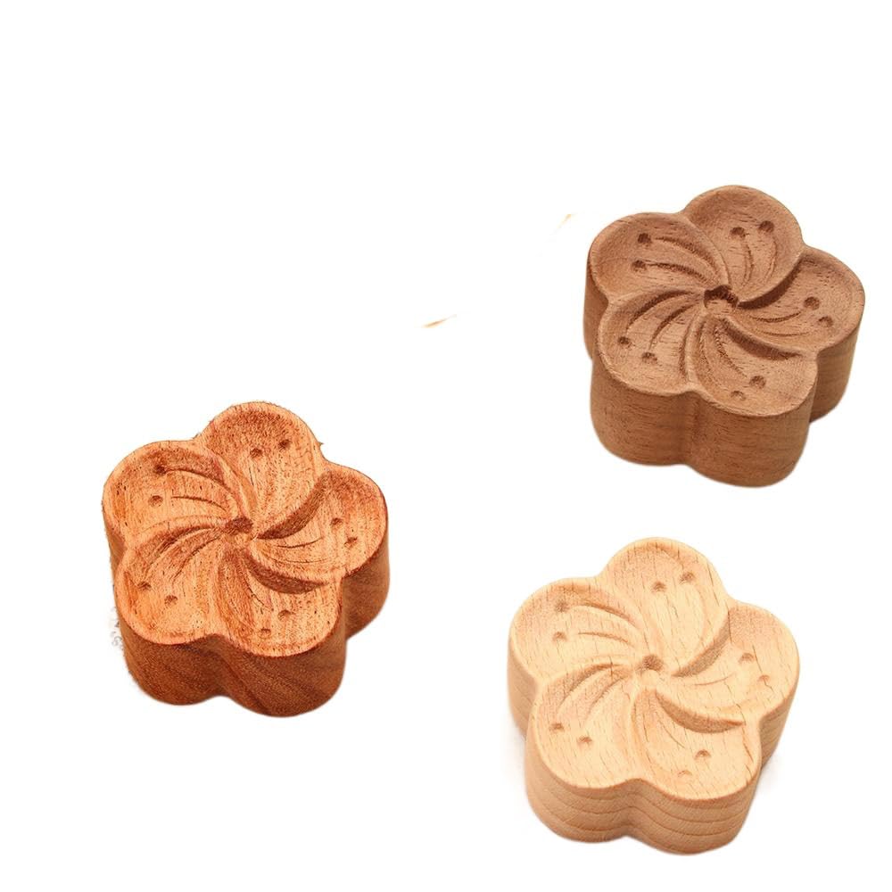Flower-shaped wooden essential oil diffuser close-up