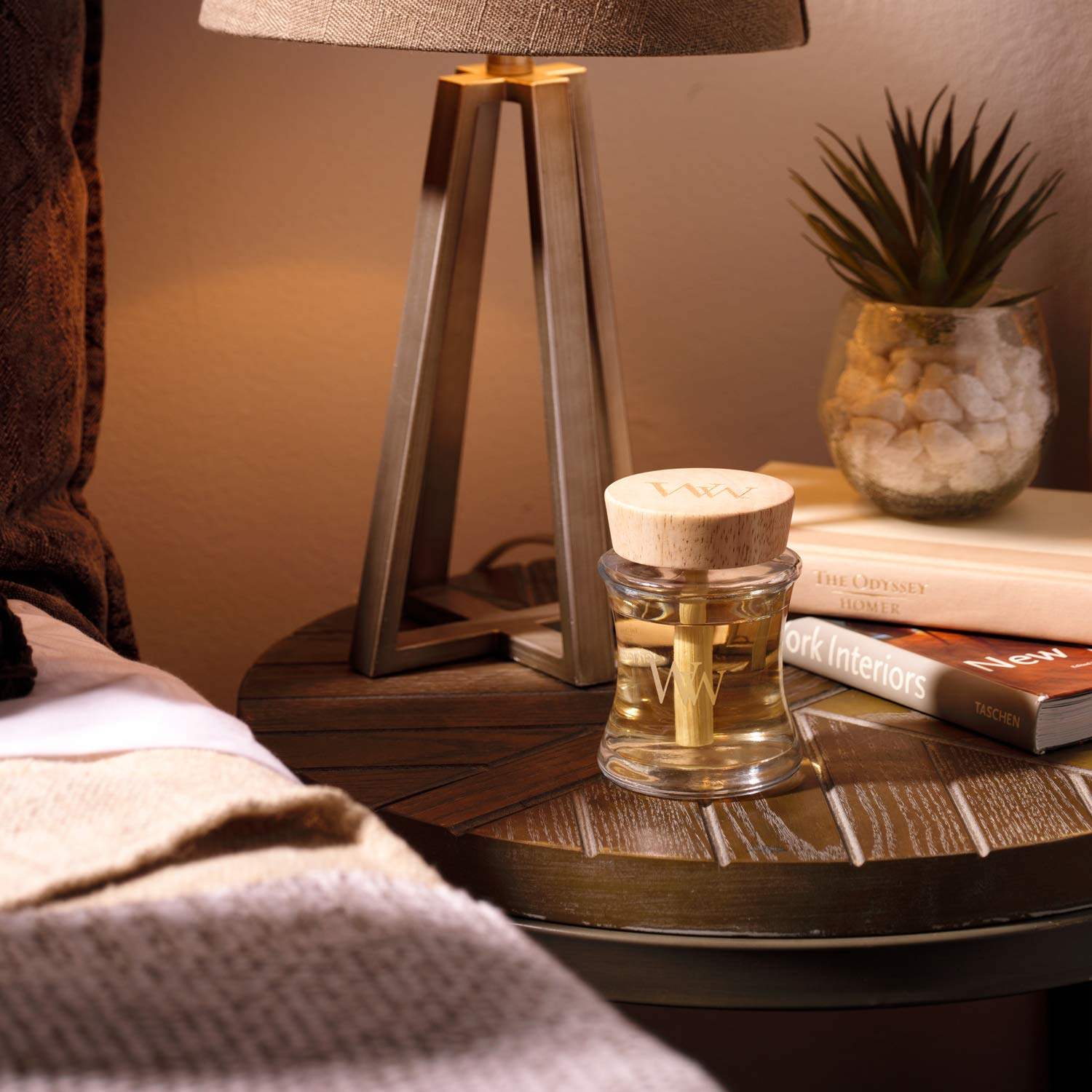 WoodWick Spill-Proof Diffuser sealed wooden lid keeps oil contained for spill-free operation