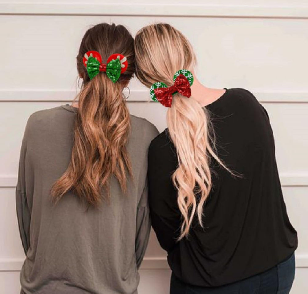 WOVOWOVO green glitter bow detail on Christmas scrunchies