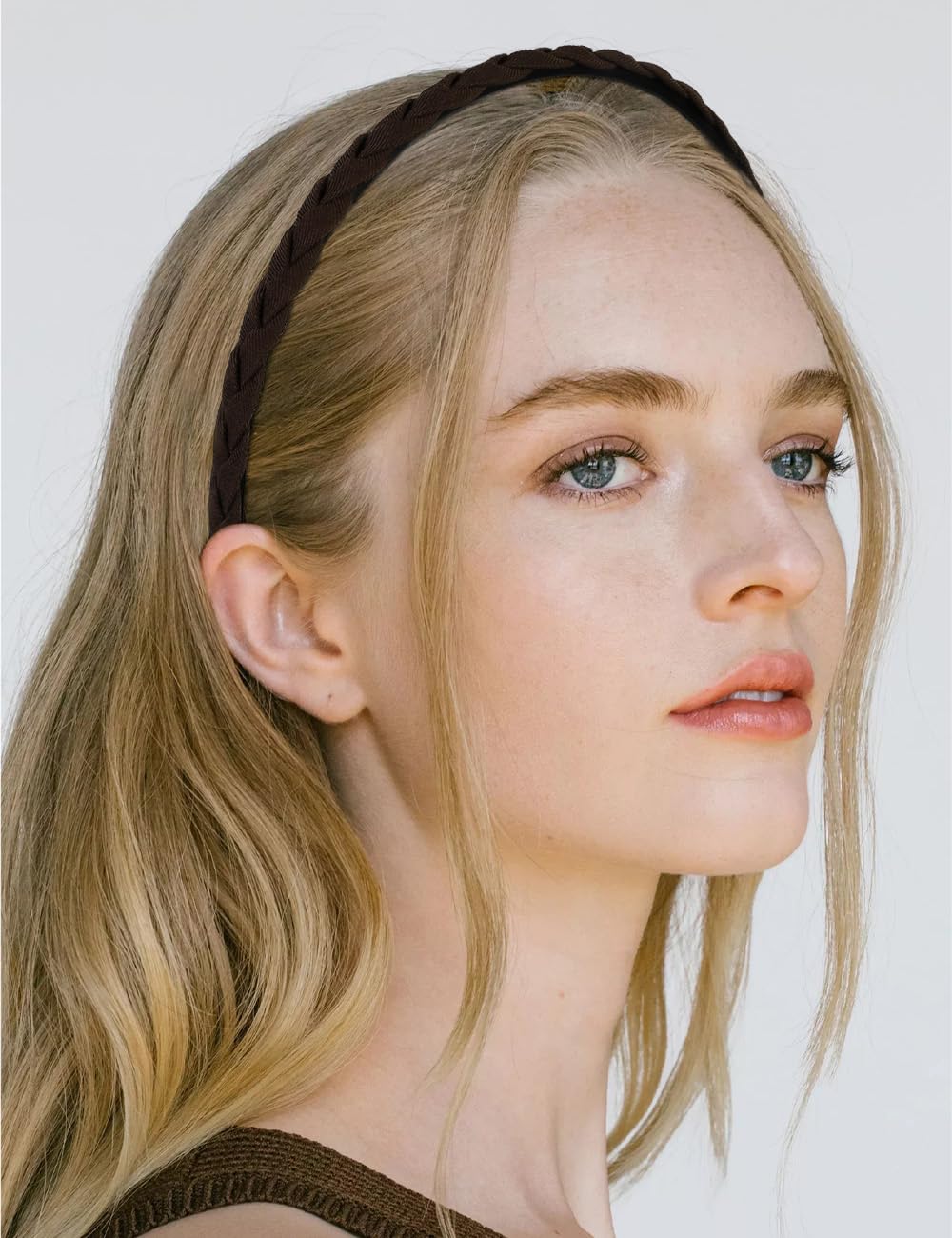 WOVOWOVO headbands ideal for workouts, school, and casual styling.