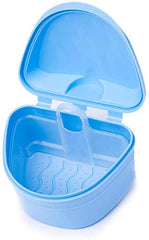 Compact denture cleaning box for dentures and retainers