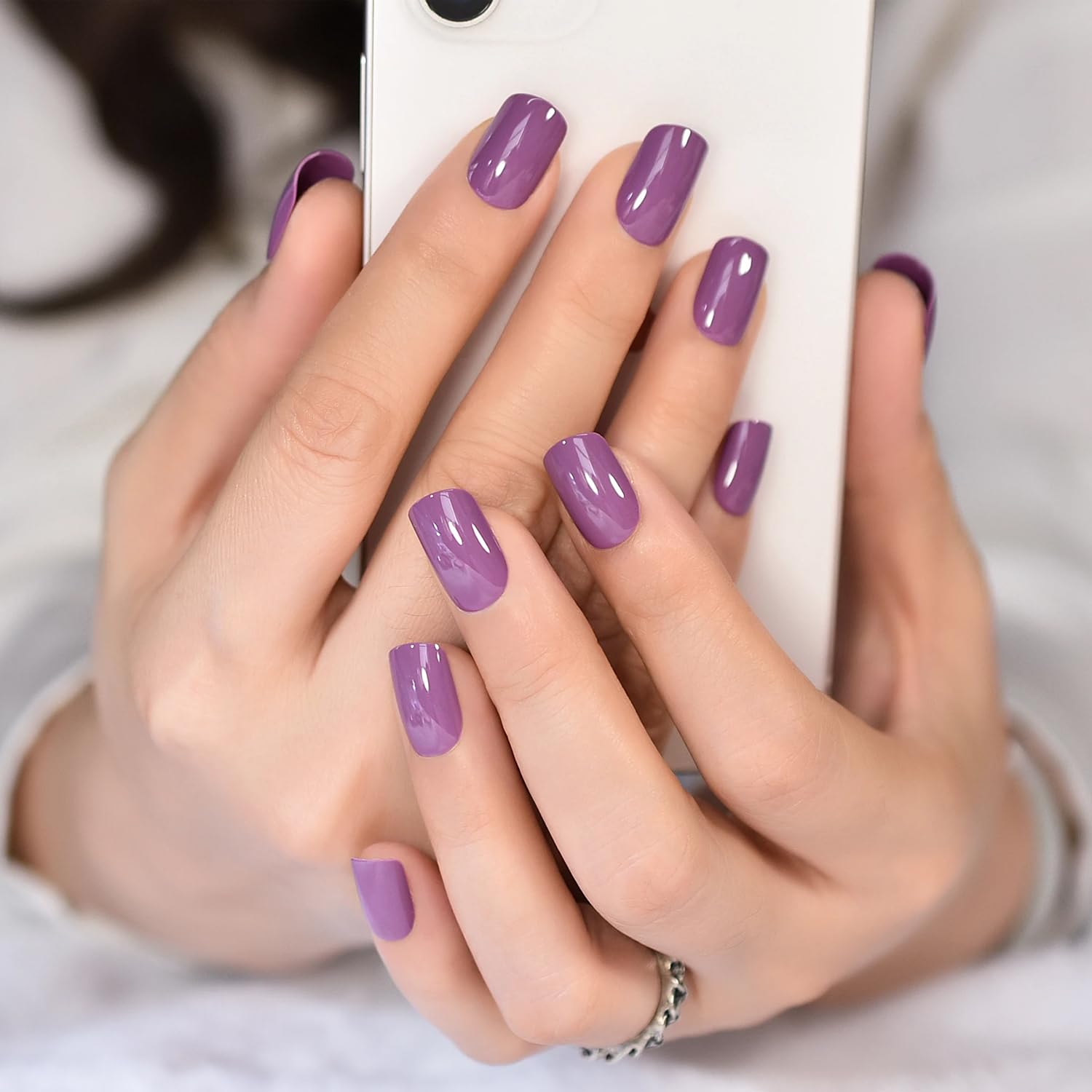 YECIRALA moon-shaped nail file included for precise edge shaping.