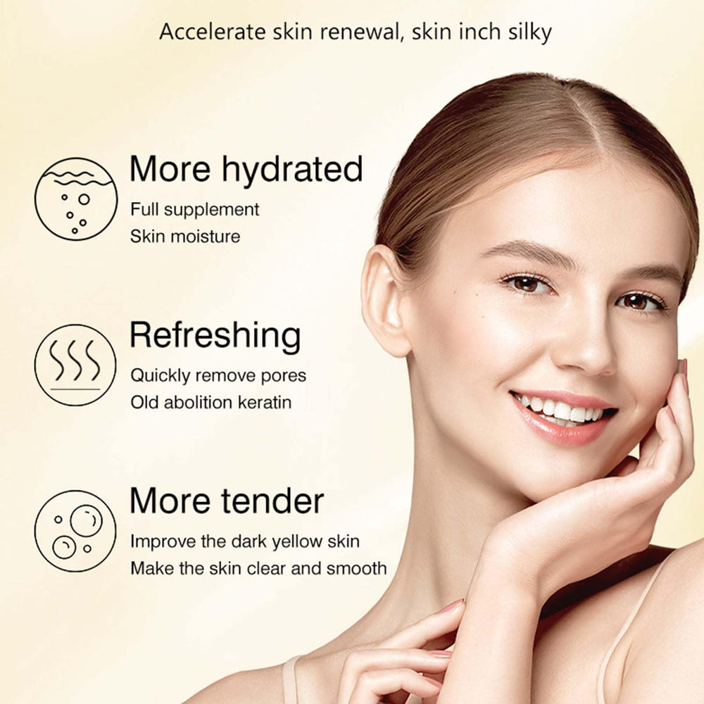 YJLYQF Lemon Exfoliating Gel applied to hand for smooth cleansing.