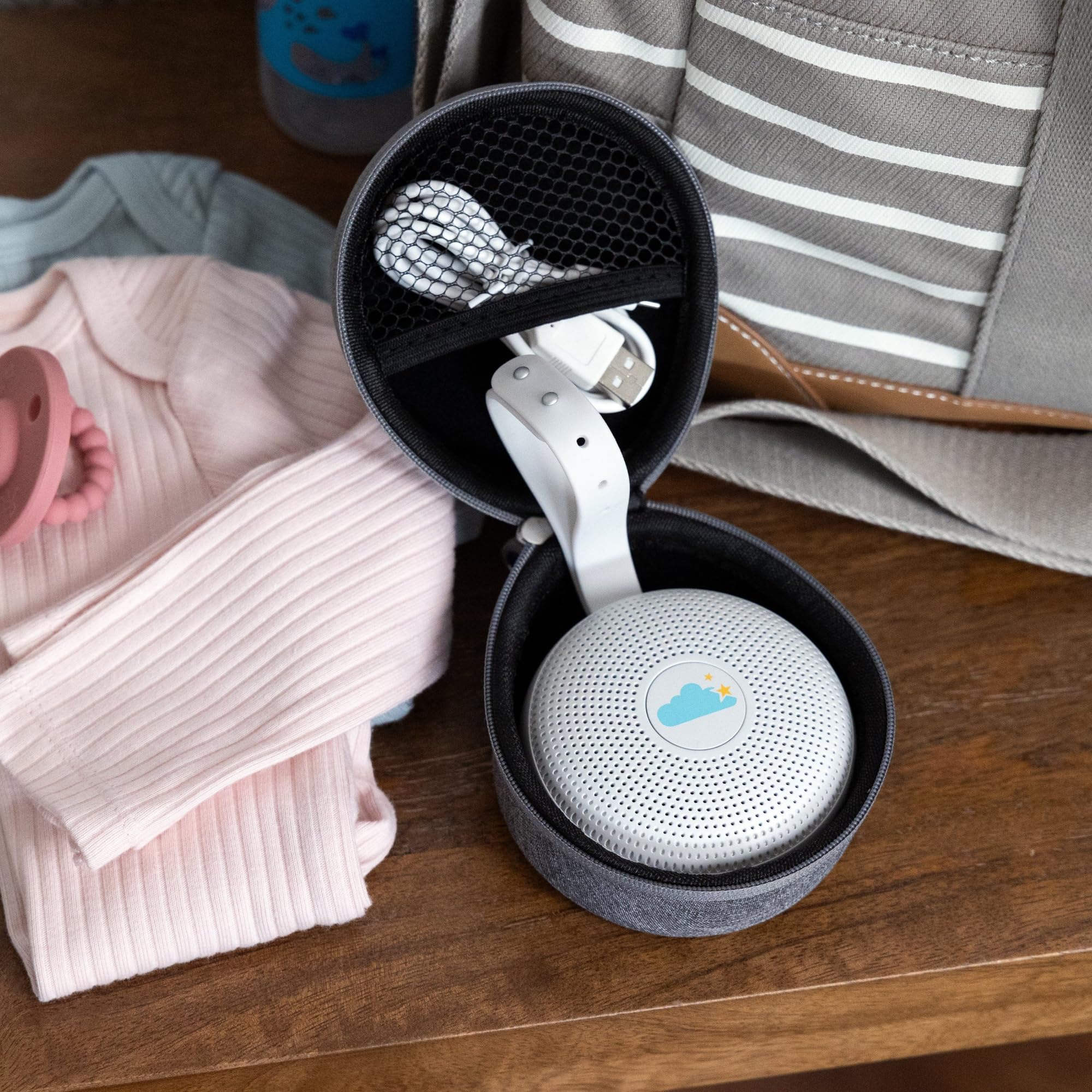 Yogasleep case exterior carrying loop enables easy grabbing and tracking.