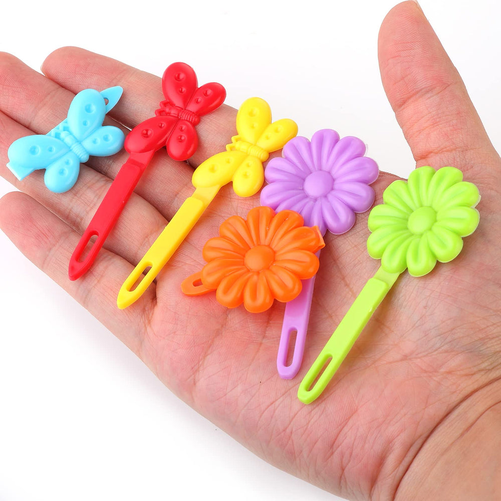 Yolev portable hair clip set fits in purses for on-the-go touch-ups.