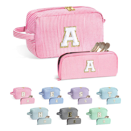 YOOLIFE initial travel makeup bag pink A front view with monogram and compartments for cosmetics