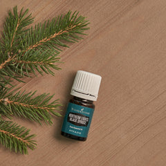 Aromathérapie Terreuse Young Living Épinette noire du nord en diffusion.