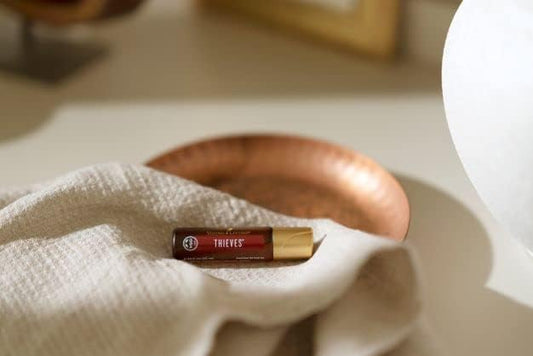 Thieves Roll-On 10 ml with packaging box