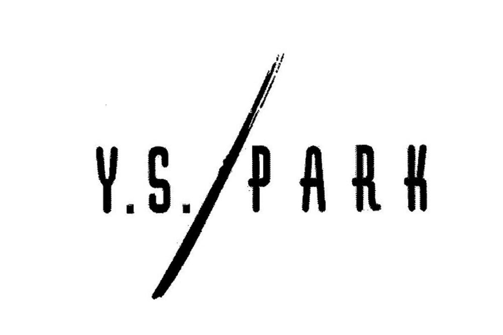 YS Park 335 Fine Cutting Comb (Extra Long) - Red, side view