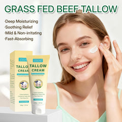 Close-up of ZIIDII tallow texture showing creamy, fast-absorbing consistency.
